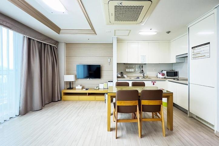 Mohang Haenaru Family Hotel Пуан Номер фото