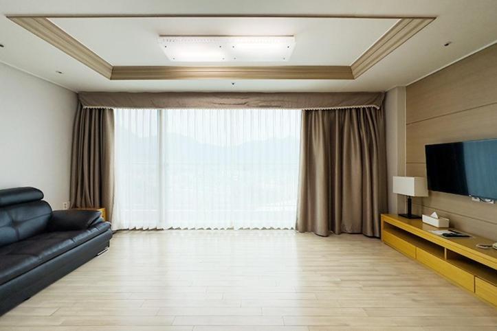 Mohang Haenaru Family Hotel Пуан Номер фото