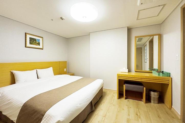 Mohang Haenaru Family Hotel Пуан Номер фото