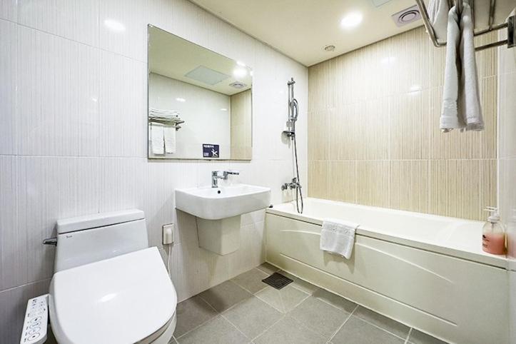 Mohang Haenaru Family Hotel Пуан Номер фото