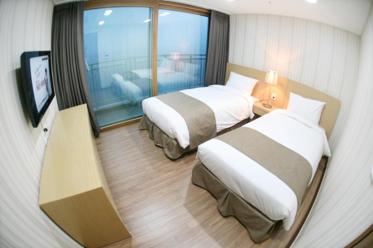 Mohang Haenaru Family Hotel Пуан Экстерьер фото