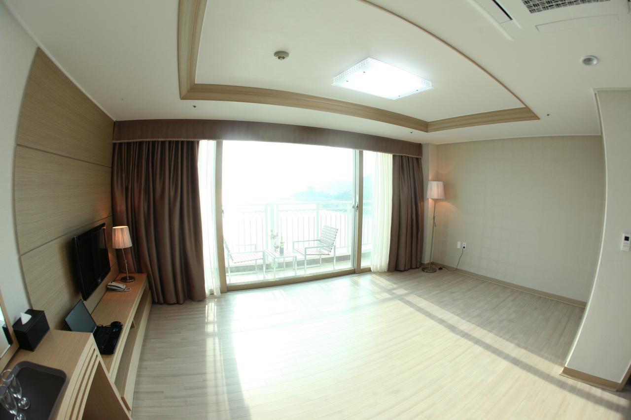 Mohang Haenaru Family Hotel Пуан Экстерьер фото