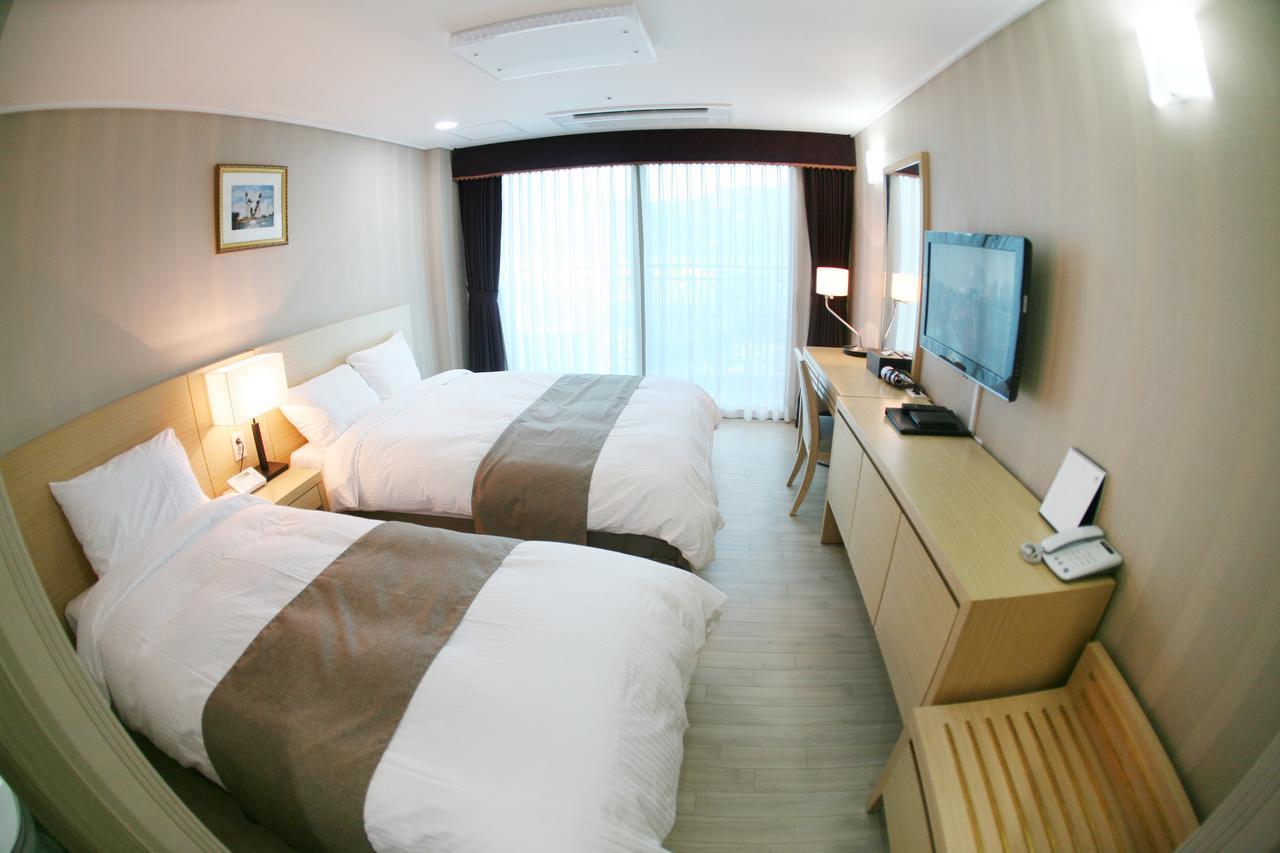 Mohang Haenaru Family Hotel Пуан Экстерьер фото